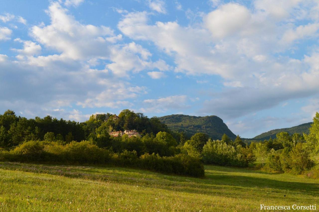 Agriturismo Vezzano คิวซี เดลลา แวร์นา ภายนอก รูปภาพ