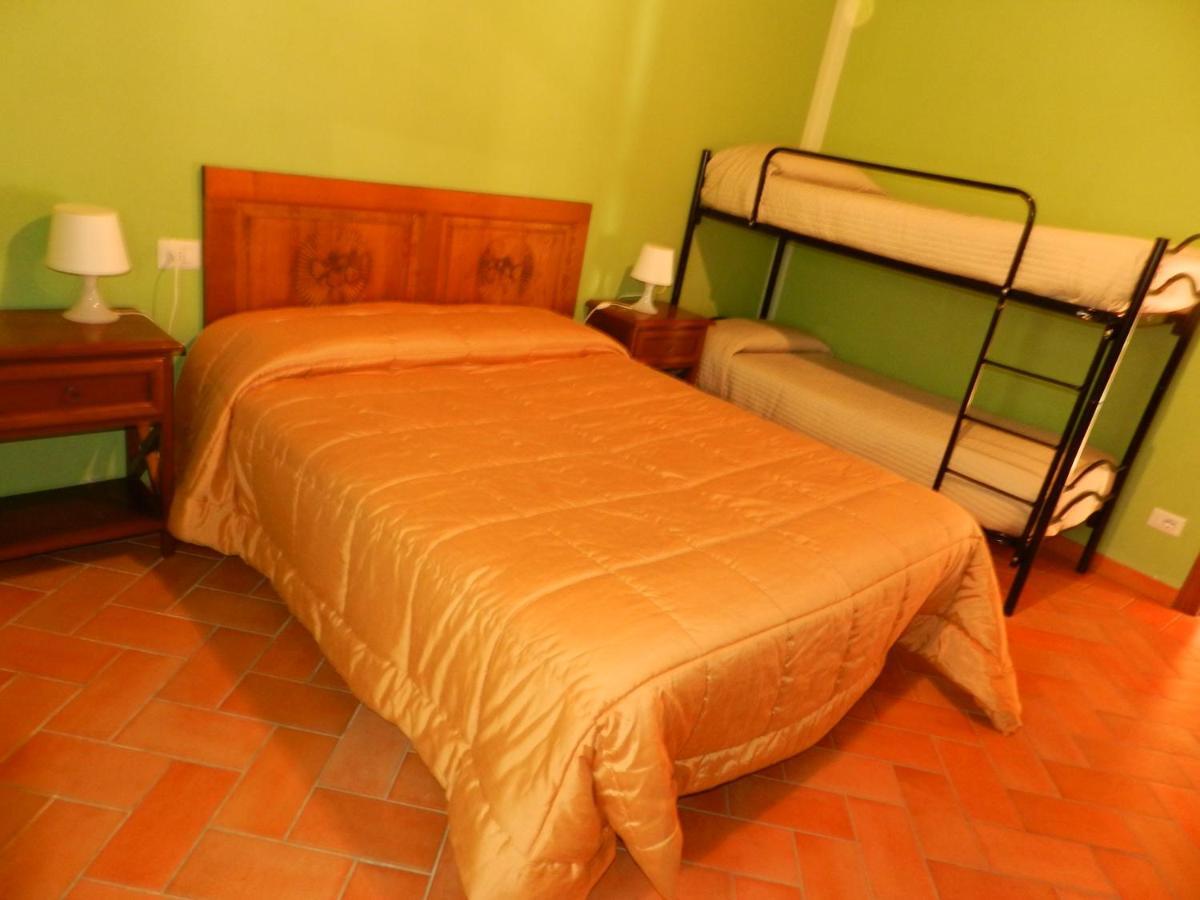 Agriturismo Vezzano คิวซี เดลลา แวร์นา ภายนอก รูปภาพ